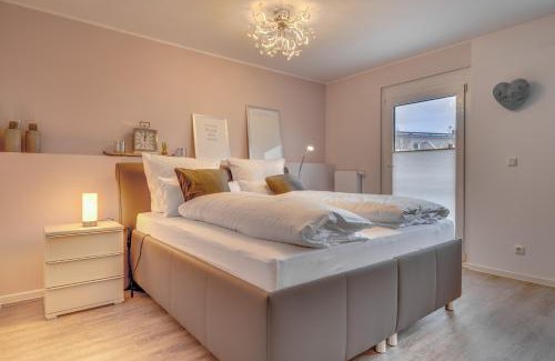 Rhein-Erft-Kreis District Casa | Köln-Pulheim Saphier Haus I15 min Köln Messe Lanxess I 180m2 über 4 Level I Komfort I P I Palmengarten I Babybett