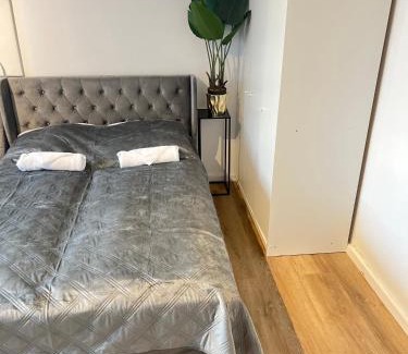 Neuehrenfeld Apartamento | Kölner City Apartment direkt am Zentrum Nähe Hbf