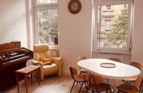 Karlsruhe City Centre Apartamento | Künstlerisches Apartment