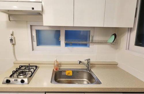 Seogang-dong Apartamento | K-10 White Linen House