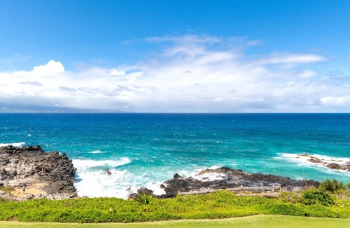 Napili Condominio | K B M Resorts: Kapalua Bay Villa Kbv-26b1, Ocean Front Gorgeously Remodeled 1 Bedroom, Includes Rental Car!