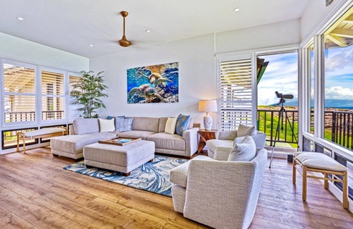 Napili Condominio | K B M Resorts: Kapalua Bay Villa Kbv-26b1, Ocean Front Gorgeously Remodeled 1 Bedroom, Includes Rental Car!