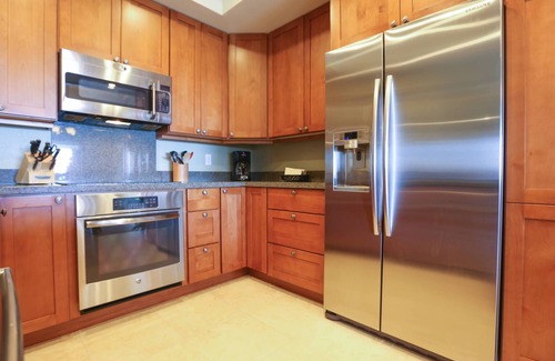 Kapalua Apartamento | K B M Resorts: Kapalua Golf Villa Kgv-24p7, Beautiful Remodeled Spacious 2 Bedrooms With Ocean + Golf Views, Beach Amenities, Includes Rental Car!