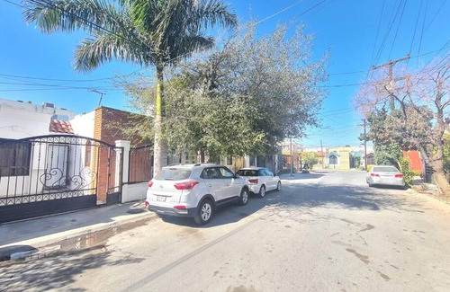 Monterrey Apartamento | K FACTURA/4CAMAS/3CLIMAS/PORTON/WIFI/3TVS/lavadora mezq