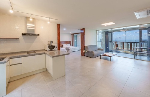 Gangneung Casa | K Pool Villa in Gangneung
