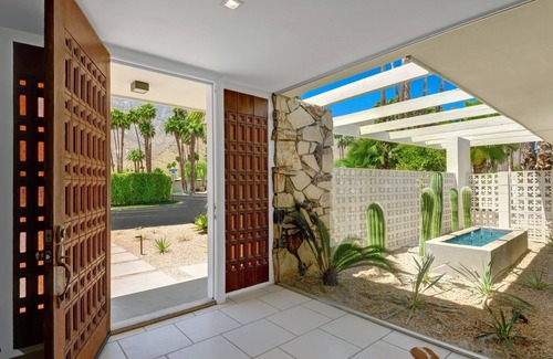 Indian Canyon Casa | K0628 - Canyon Oasis - Sleek and Comfortable Midcentury Modern Home in Indian Ca