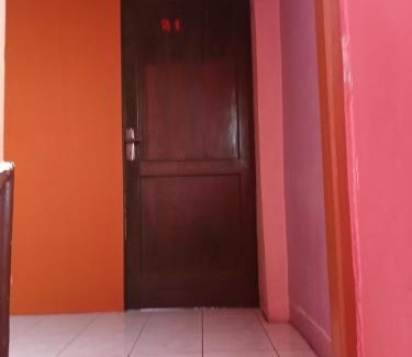 Medan Casa | K77 Backpackers - Jungle Tours