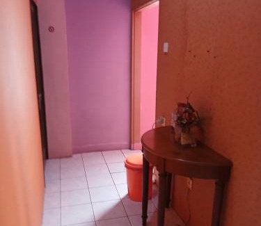Medan Casa | K77 Backpackers - Jungle Tours