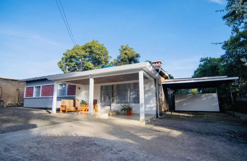 Arusha Apartamento | Kaanyi homestay