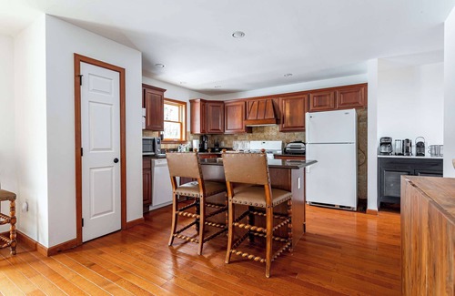Tannersville Casa | Kaaterskill Mtn House: 287 Acres w/ Fire Pit