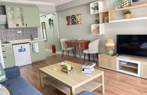 Moda Apartamento | Kadıköy ün Kalbinde Tarihi Rahat Sessiz Daire