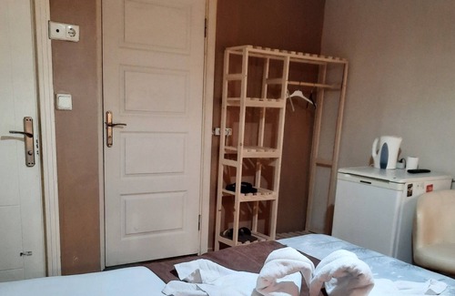 Kadikoy Casa | Kadikoy Can Suit