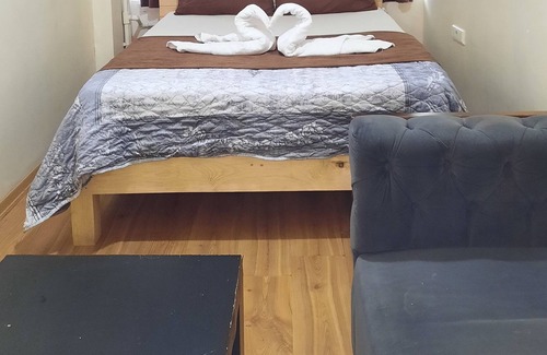 Kadikoy Casa | Kadikoy Can Suit