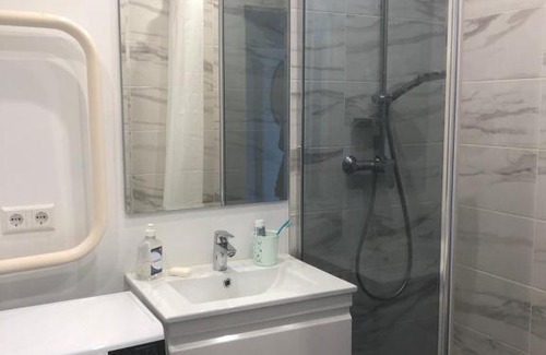 Lasnamae Apartamento | Kadriorg apartment