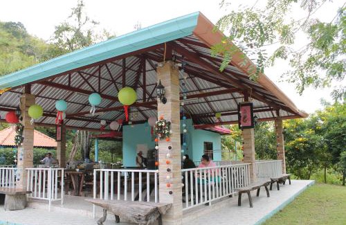 Song Phi Nong Casa | Kaengkachan Lake Hill