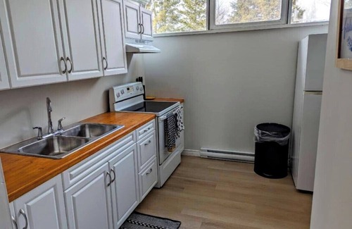 Manitoulin District Casa | Kagawong Hilltop Retreat