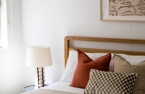 Alexandria Apartamento | Kahlo Alexandria - Stylish 2 bdrm Walk to Train