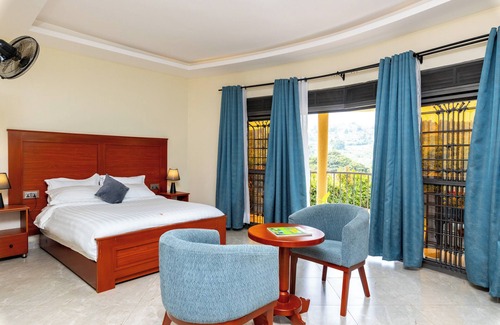 Fort Portal Cama Y Desayuno | Kaije Country Cottages