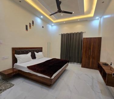 Faizabad Hotel | Kailasha Palace Hotel