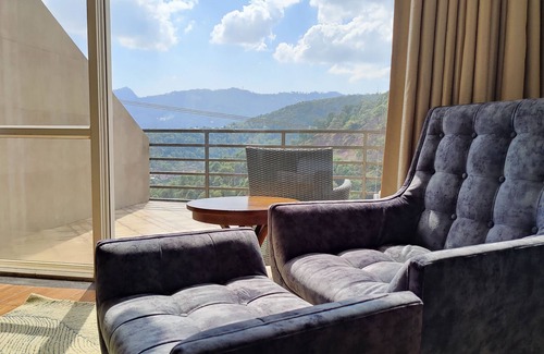 Dharampur Hotel | Kaithal Resort - Kasauli
