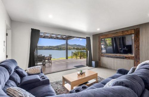 Raglan Casa | Kaitoke Retreat & Studio