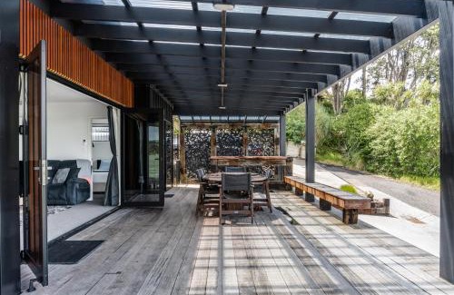Raglan Casa | Kaitoke Retreat & Studio
