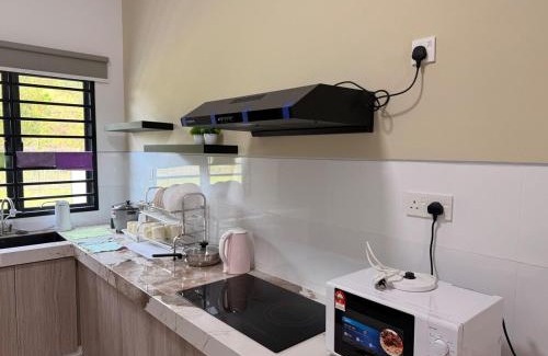 Kajang Casa | Kajang KL 10Pax Landed Home Karaoke Netflix Long Stay