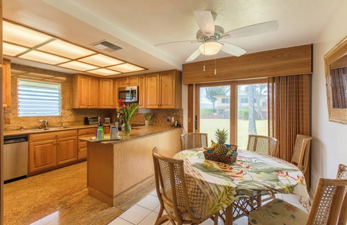 Kalama Tract Casa | Kakela Kai, Casa Kailua frente a la playa, privado, A / C