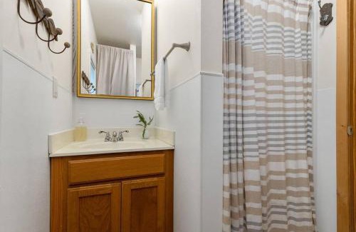 Black Wolf Casa | Kalbus Cottage on Lake Winnebago