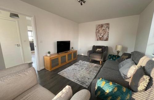 Twigworth Casa | Kale Drive House Long Stays Welcome Free Parking, Sleeps 6