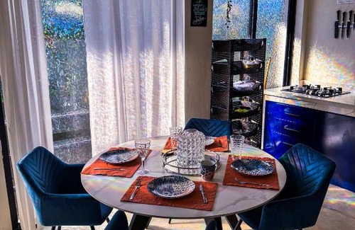 Samana Apartamento | Kaleidoscopic Apartment