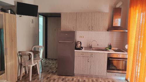 Flogita Apartamento | KALLIÁNI HOUSE vila kiki