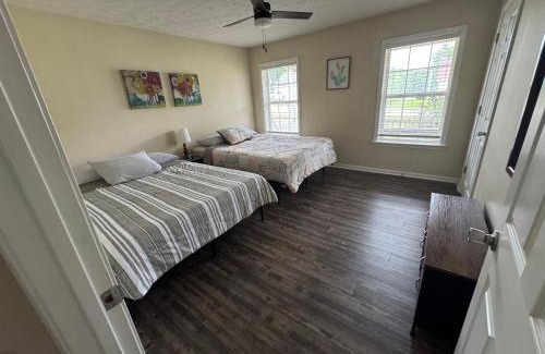 St. Robert Casa | KALMNEZ 10 minutes from FLW