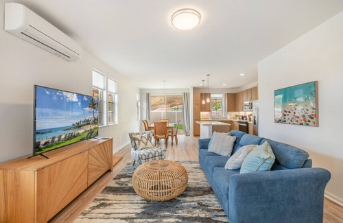 Makaha Valley Casa | Kalo Homes ~ Surfside Serenity