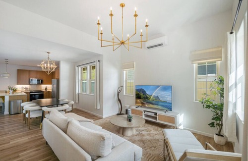 Makaha Valley Casa | Kalo Homes - Seaside Bliss