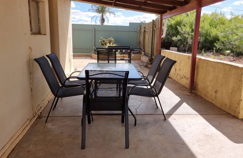 Broken Hill Casa | Kaloha House on Gaffney