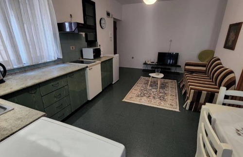 Tirana Apartamento | Kalpazo Tirana Mosaic