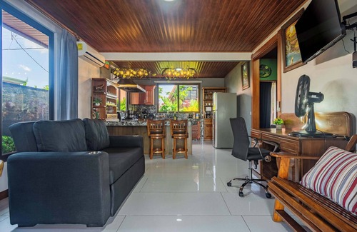 Peñas Blancas Villa | Kaluma Frog Farmstay Villa La Fortuna