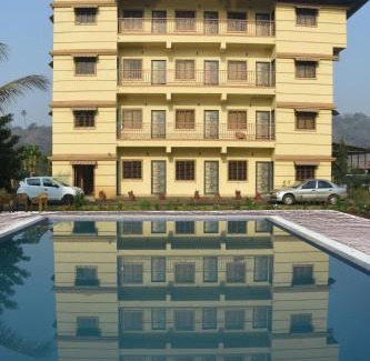 Karjat Cama Y Desayuno | Kalwars Millennials Park