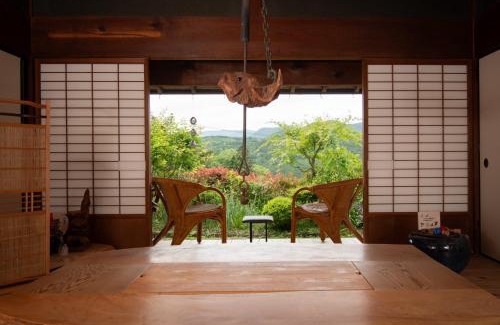 Uda Cama Y Desayuno | Kamakurayama Farm - B&B Satoyama