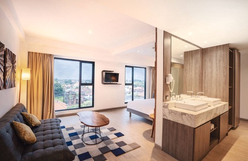 Petitenget Hotel | Kamaniiya Petitenget Seminyak