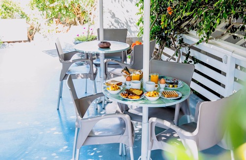 Kamari Apartamento | Kamarela Studios