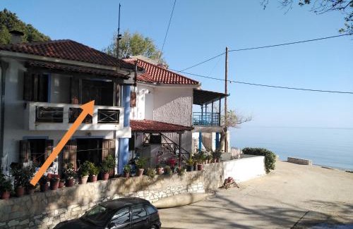 Keramidi Casa | Kamari Beach guest house