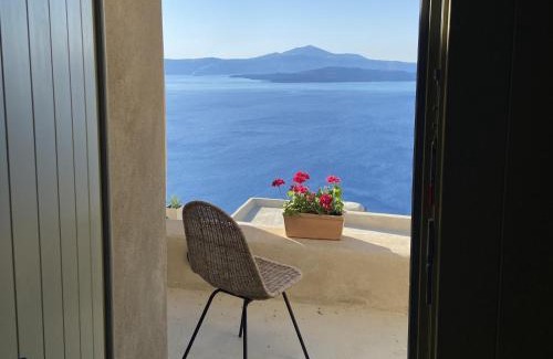 Therasia Casa | Kamari Real Living