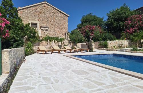 Sveti Filip i Jakov Villa | Kamena kuća Roko