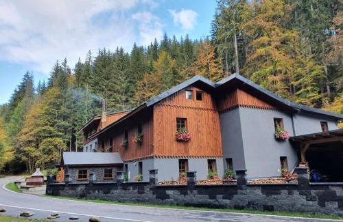 Strazne Casa | Kamenný Mlýn