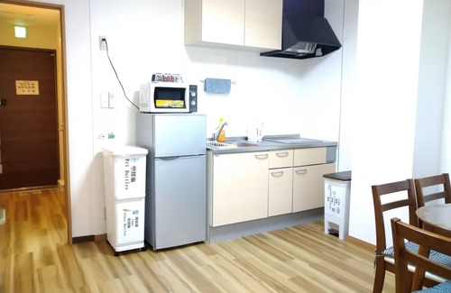 Kaminarimon Apartamento | Kaminarimon 1 / F 3 habitaciones, 6 camas, habitación para 2 personas.
