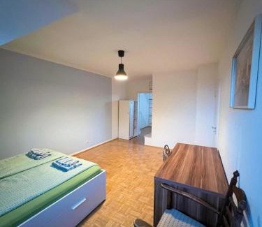 Osterath Casa | KamperwegHaus near Düsseldorf
