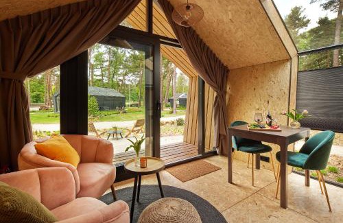 Oisterwijk Casa | KampinaStaete Diamond Suite met Hottub