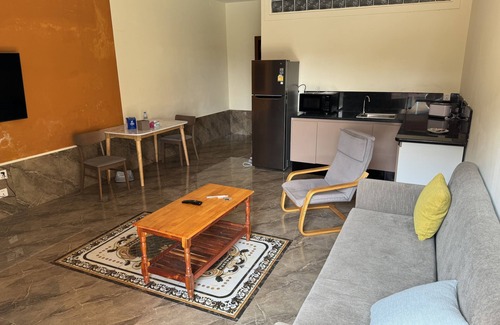 Kampot Condominio | Kampot 4 Private guest-suites with pool Very cozy, only 1.5 km to old town area